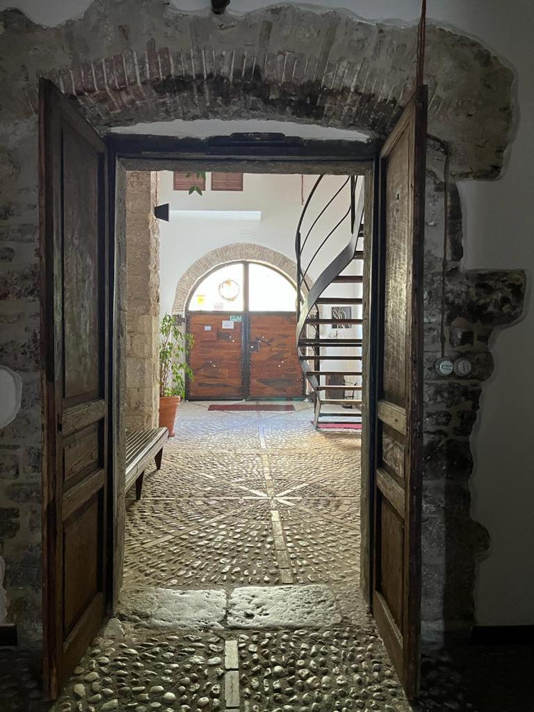 Domus Vela Bed & Breakfast Fornelli Dış mekan fotoğraf